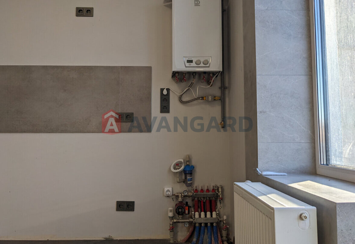 1 ��. ��������, 40/19/11 ��. �., 1/4 ������ ���� 21