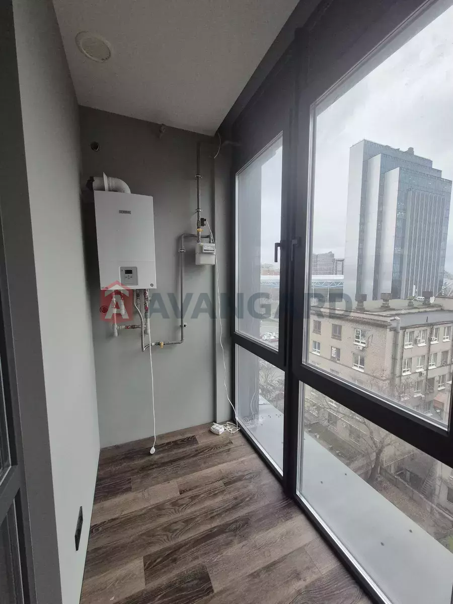 3 ��. ��������, 104/-/25 ��. �., 7/10 ������ ���� 3