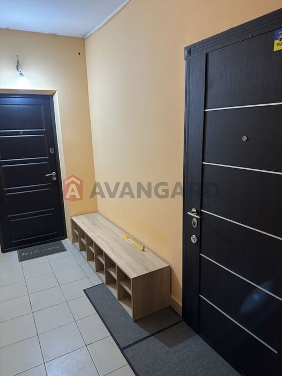 1 ����. ��������, 49/21.7/10 ��. �., 15/25 ���� ���� 7