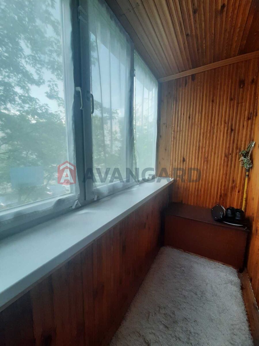 3 ��. ��������, 66/41.1/8 ��. �., 2/9 ������ ���� 15