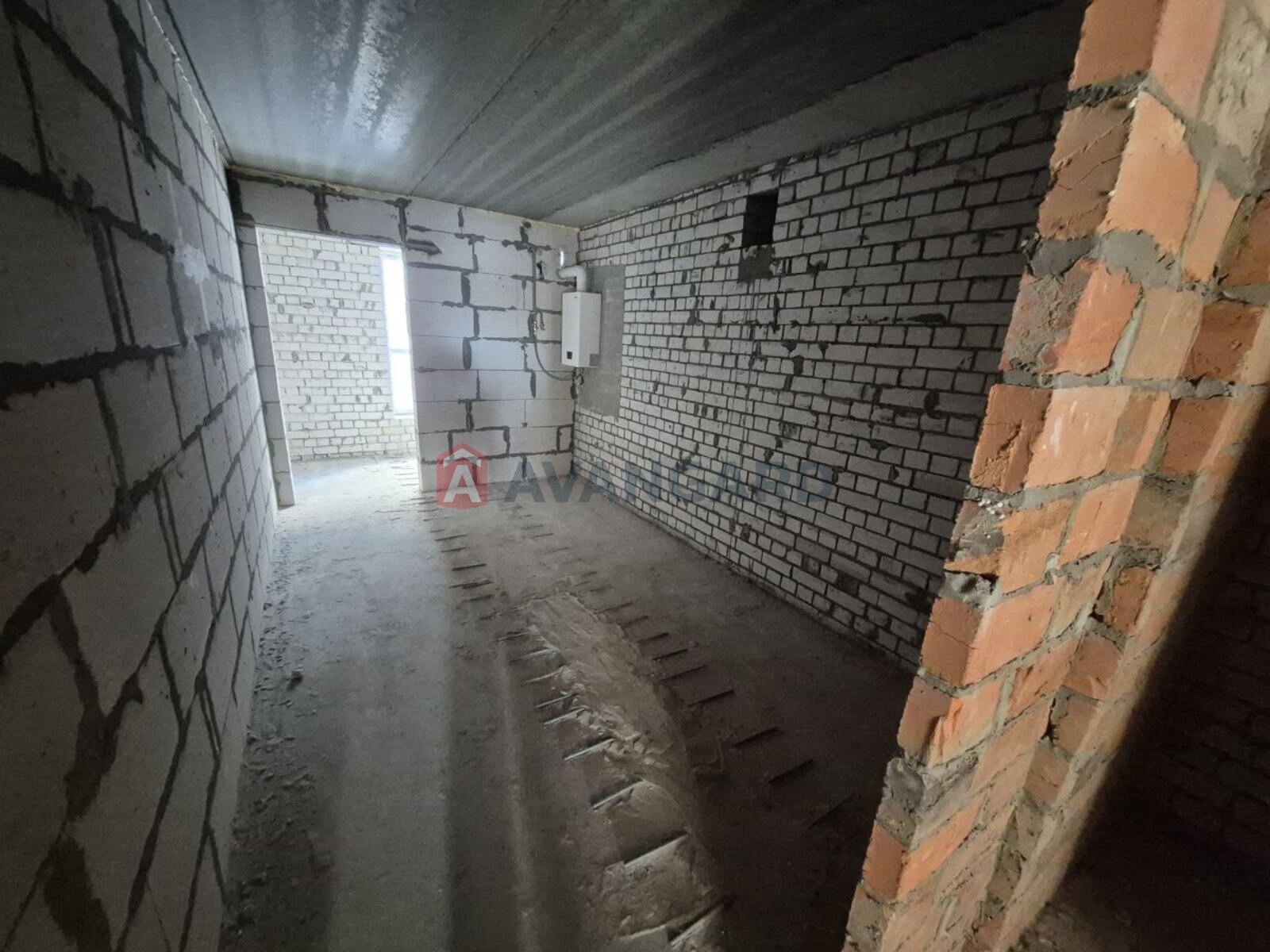 1 ��. ��������, 60/-/14 ��. �., 2/10 ������ ���� 10