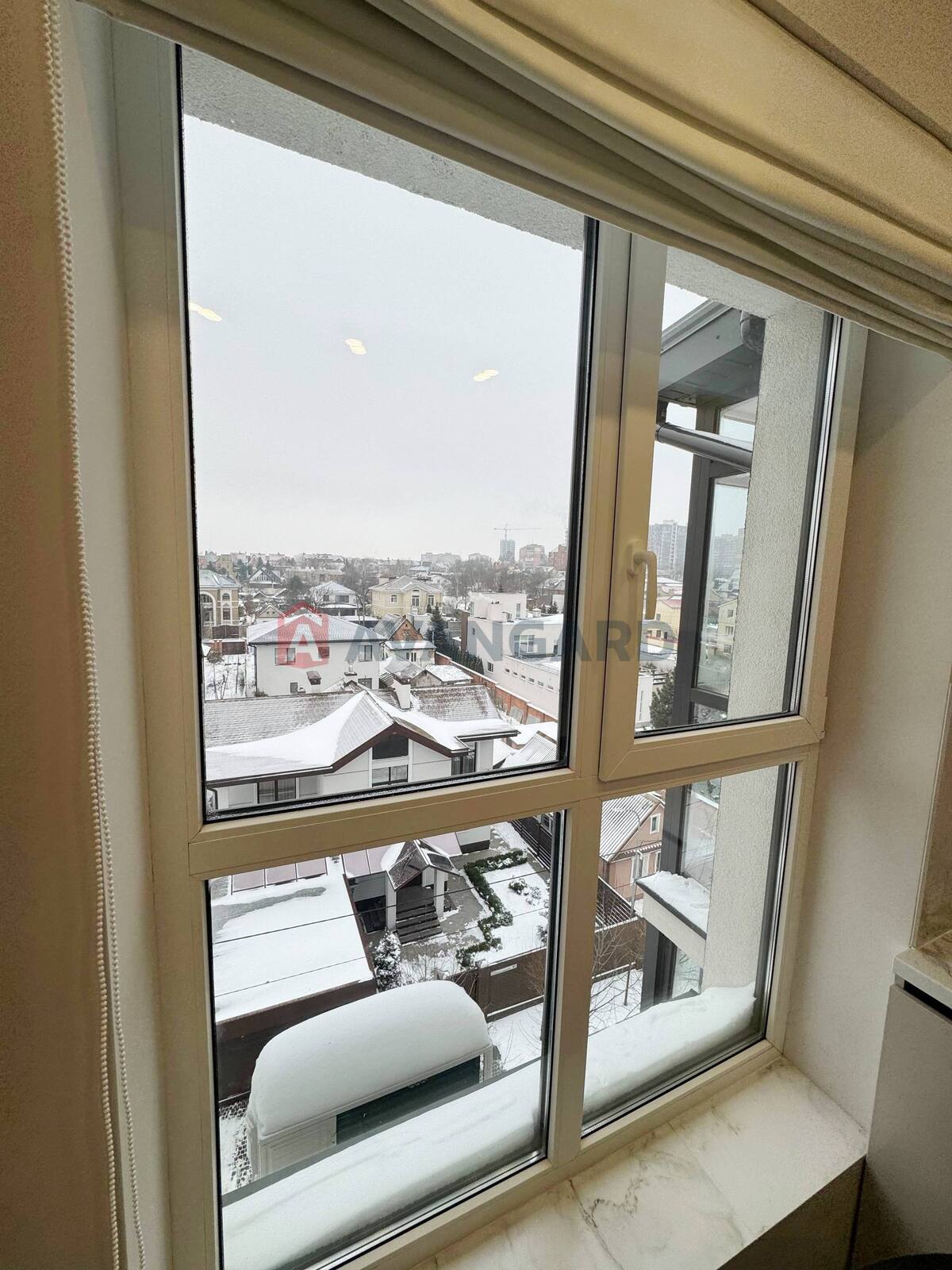 1 ��. ��������, 36/25/10 ��. �., 5/5 ������ ���� 6