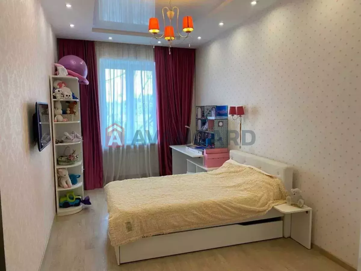 3 ��. ��������, 72/-/6 ��. �., 4/4 ������ ���� 5