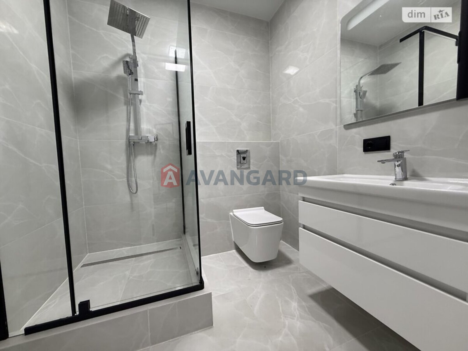 1 ��. ��������, 47/15/22 ��. �., 9/10 ������ ���� 13