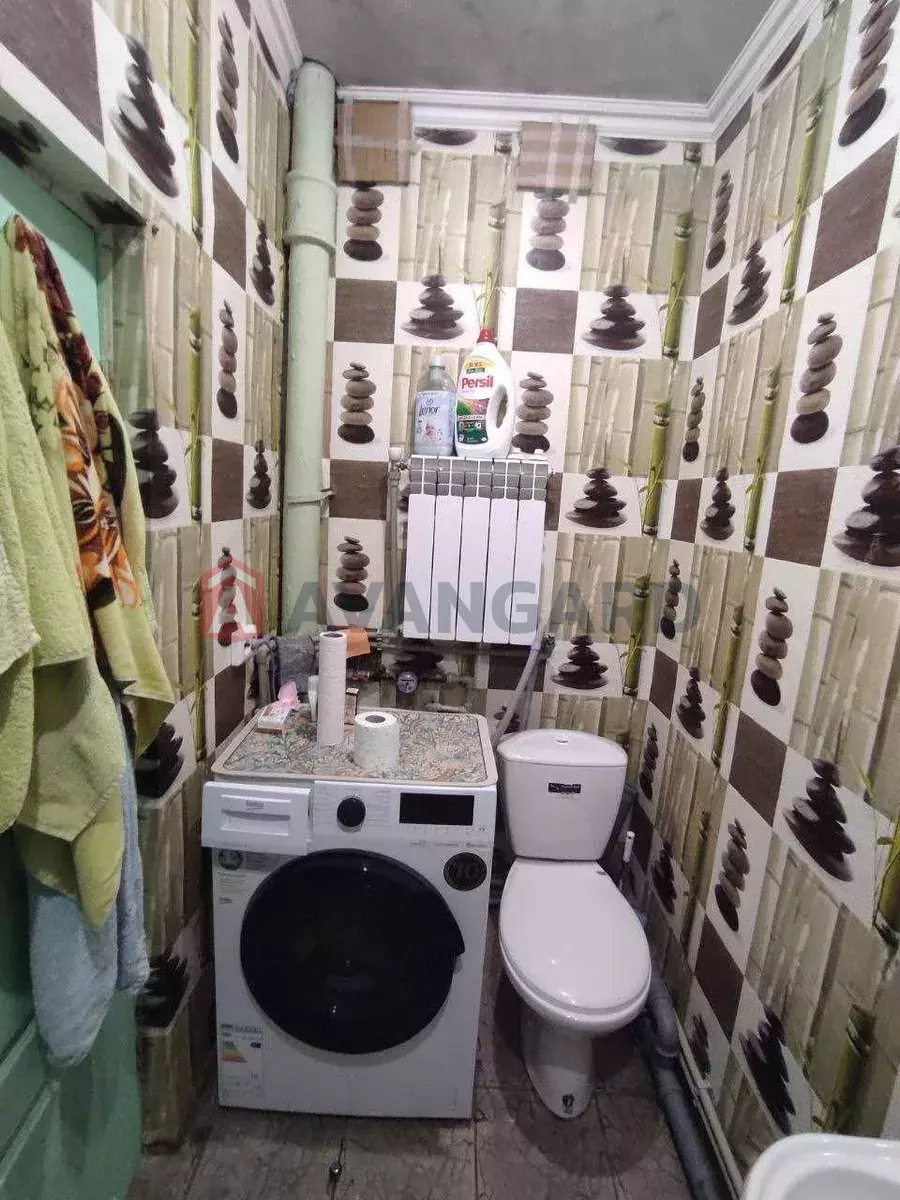 3 ����. ��������, 38/-/7 ��. �., 2/2 ���� ���� 10