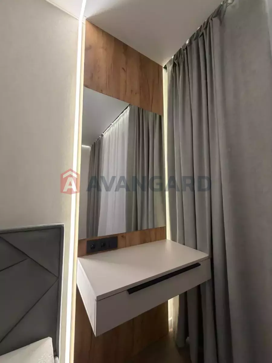 1 ��. ��������, 44/17/15 ��. �., 5/10 ������ ���� 6