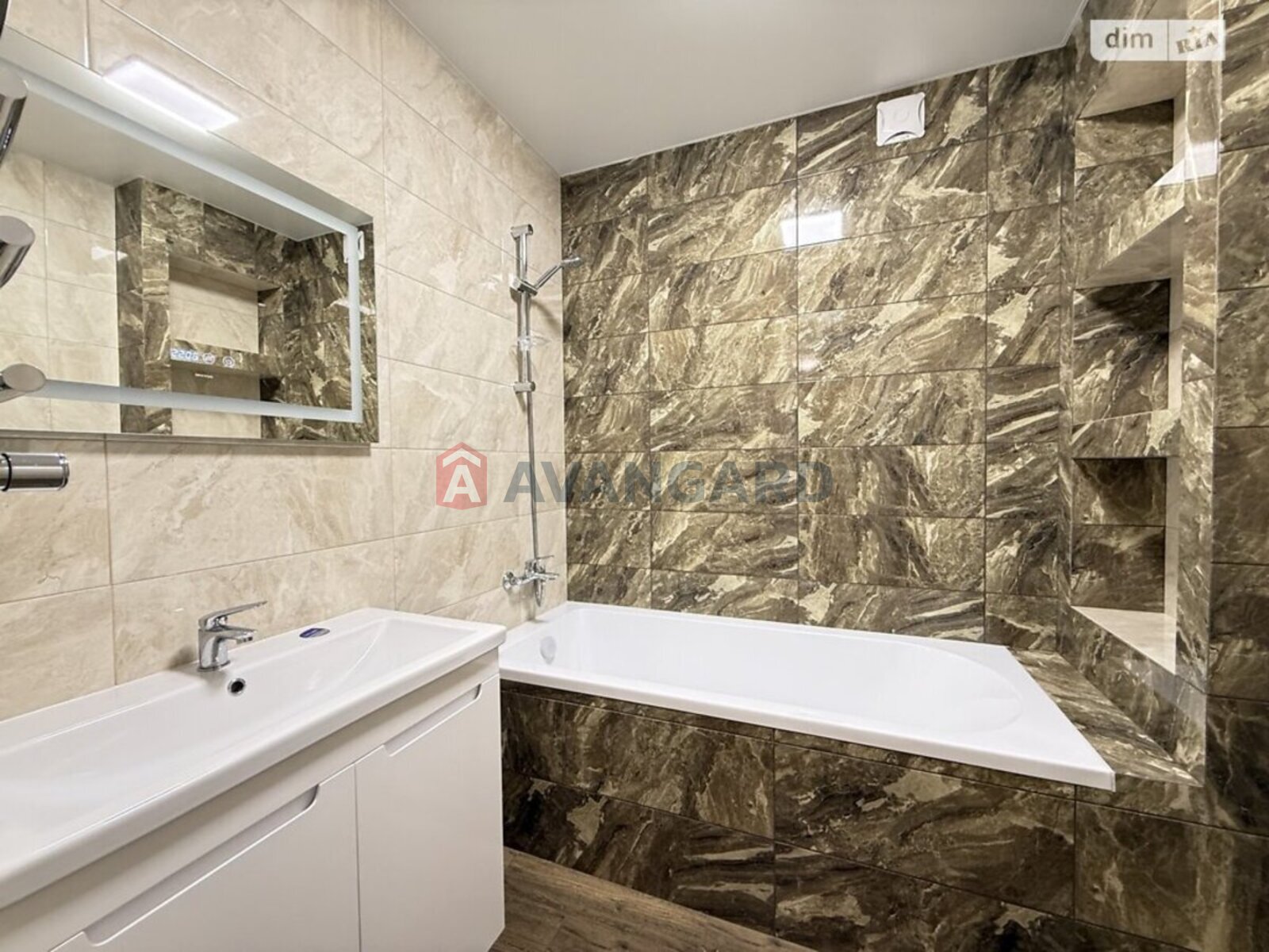 2 ��. ��������, 80/41/19 ��. �., 10/10 ������ ���� 10