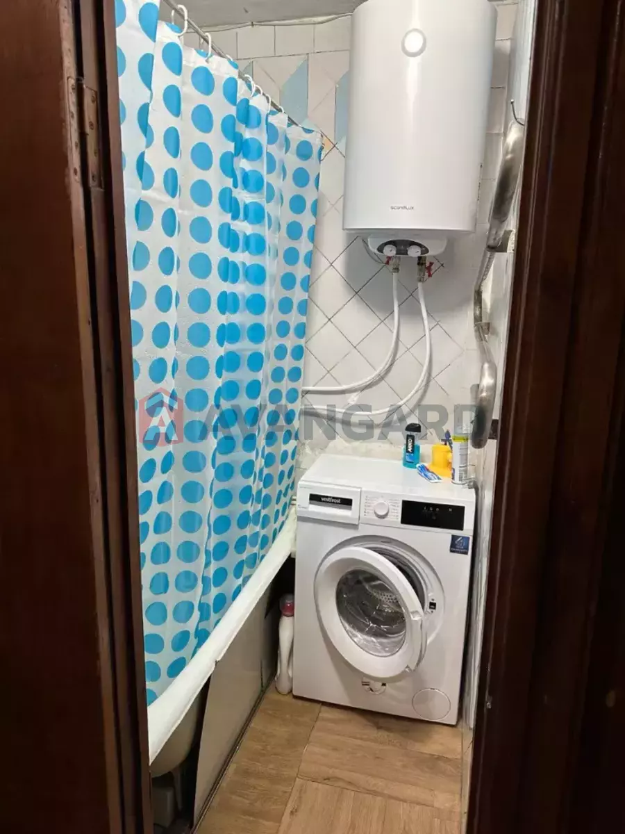 3 ��. ��������, 67/-/- ��. �., 1/9 ������ ���� 8