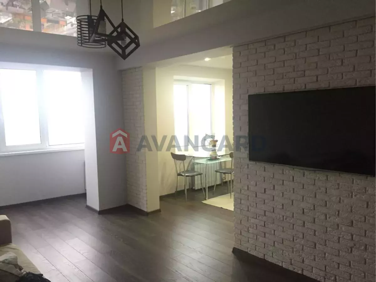 2 ��. ��������, 55/-/15 ��. �., 14/16 ������ ���� 20