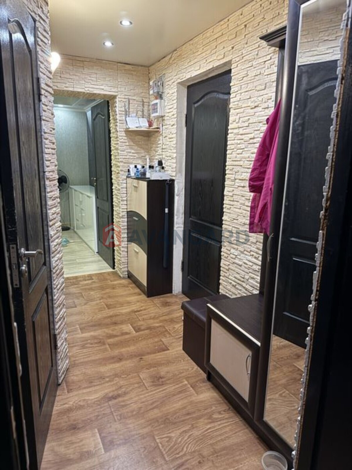 2 ��. ��������, 44/-/6 ��. �., 4/5 ������ ���� 7