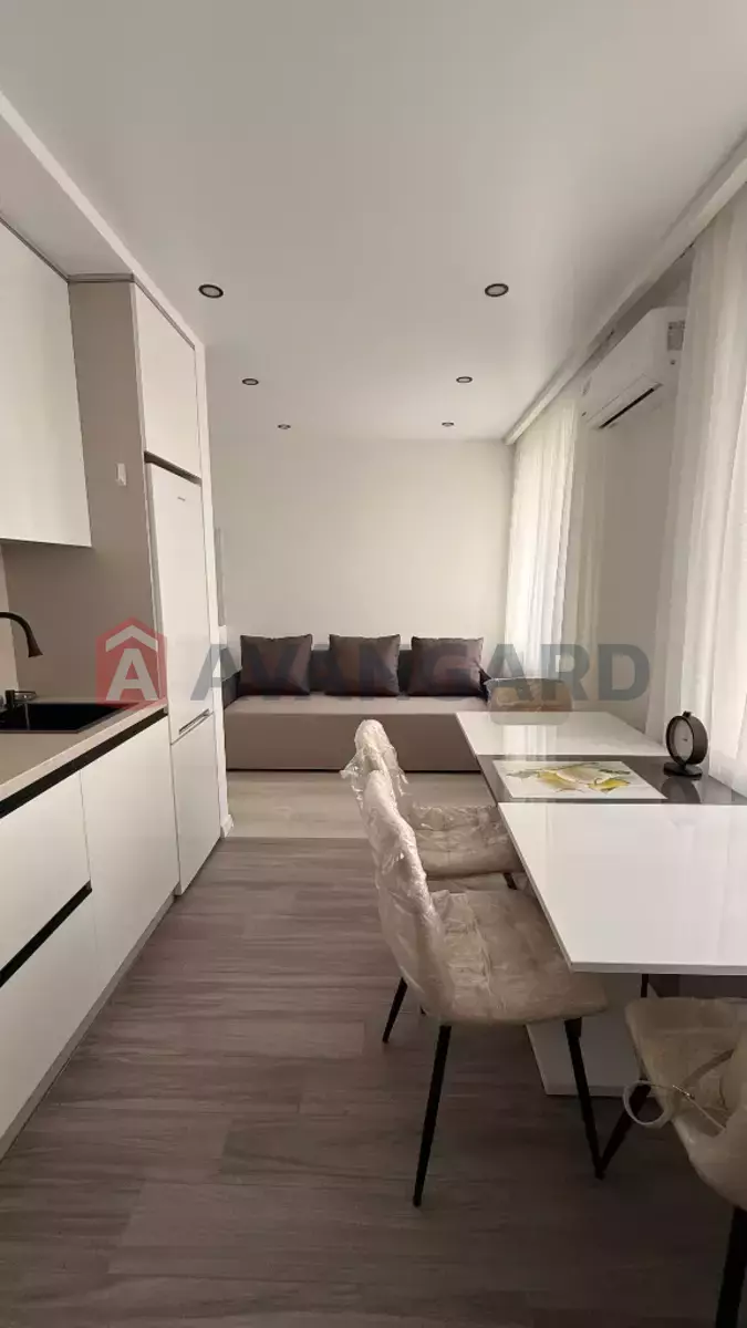 1 ��. ��������, 27/23/- ��. �., 5/9 ������ ���� 4