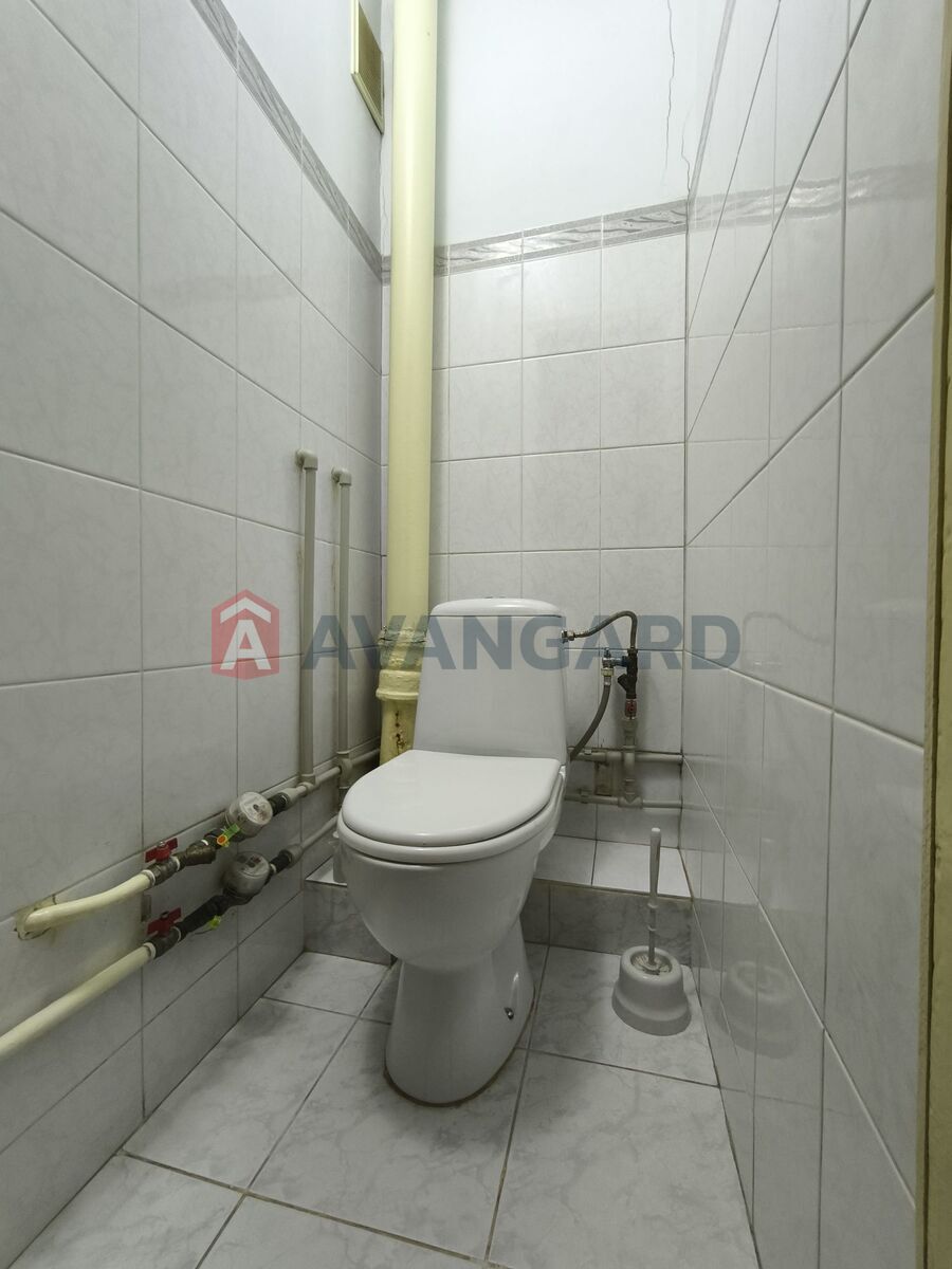 3 . , 67/-/8 . ., 8/9   8