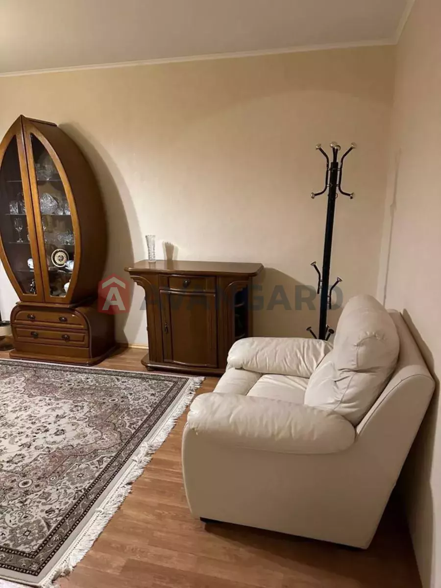 2 ��. ��������, 54/-/8 ��. �., 6/9 ������ ���� 5