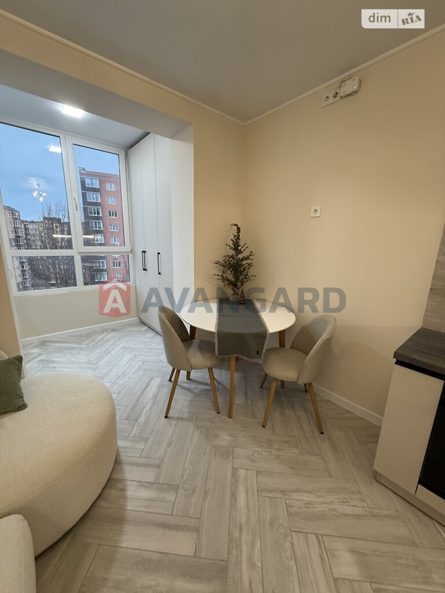 1 ��. ��������, 45/20/15 ��. �., 8/11 ������ ���� 9