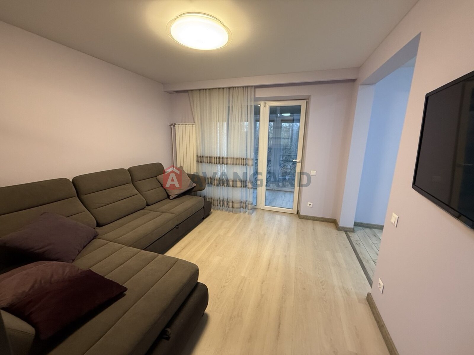 1 ��. ��������, 40/-/15 ��. �., 3/9 ������ ���� 6