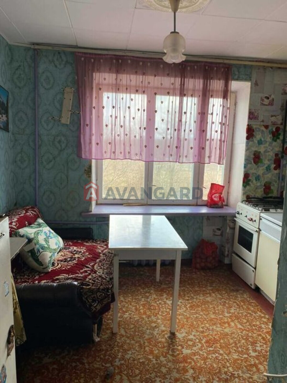 2 ��. ��������, 51/-/8 ��. �., 3/3 ������ ���� 9