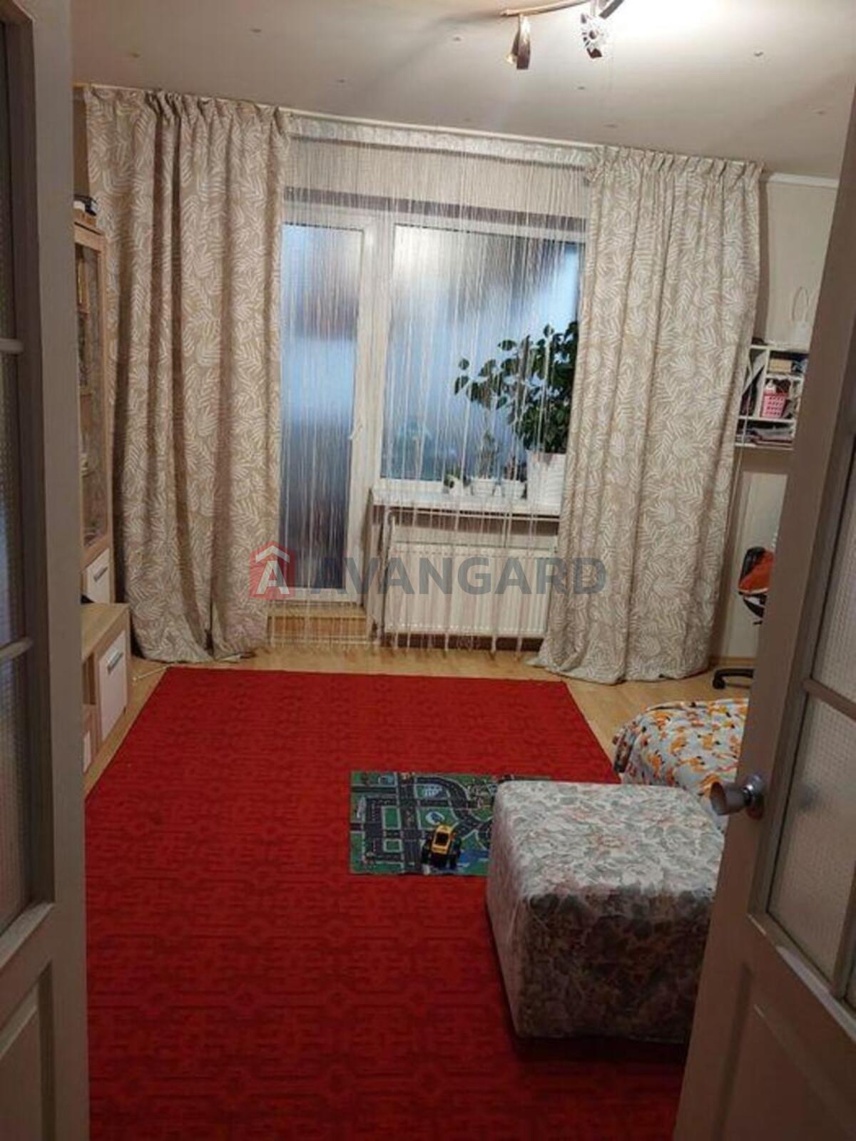 3 ��. ��������, 65/-/11 ��. �., 2/9 ������ ���� 13