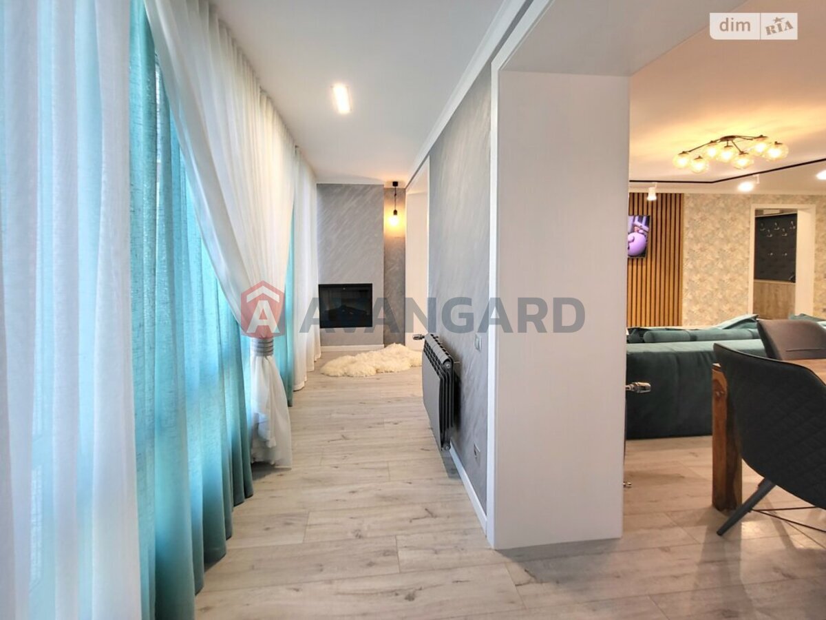 3 ��. ��������, 91/45/40 ��. �., 4/8 ������ ���� 21