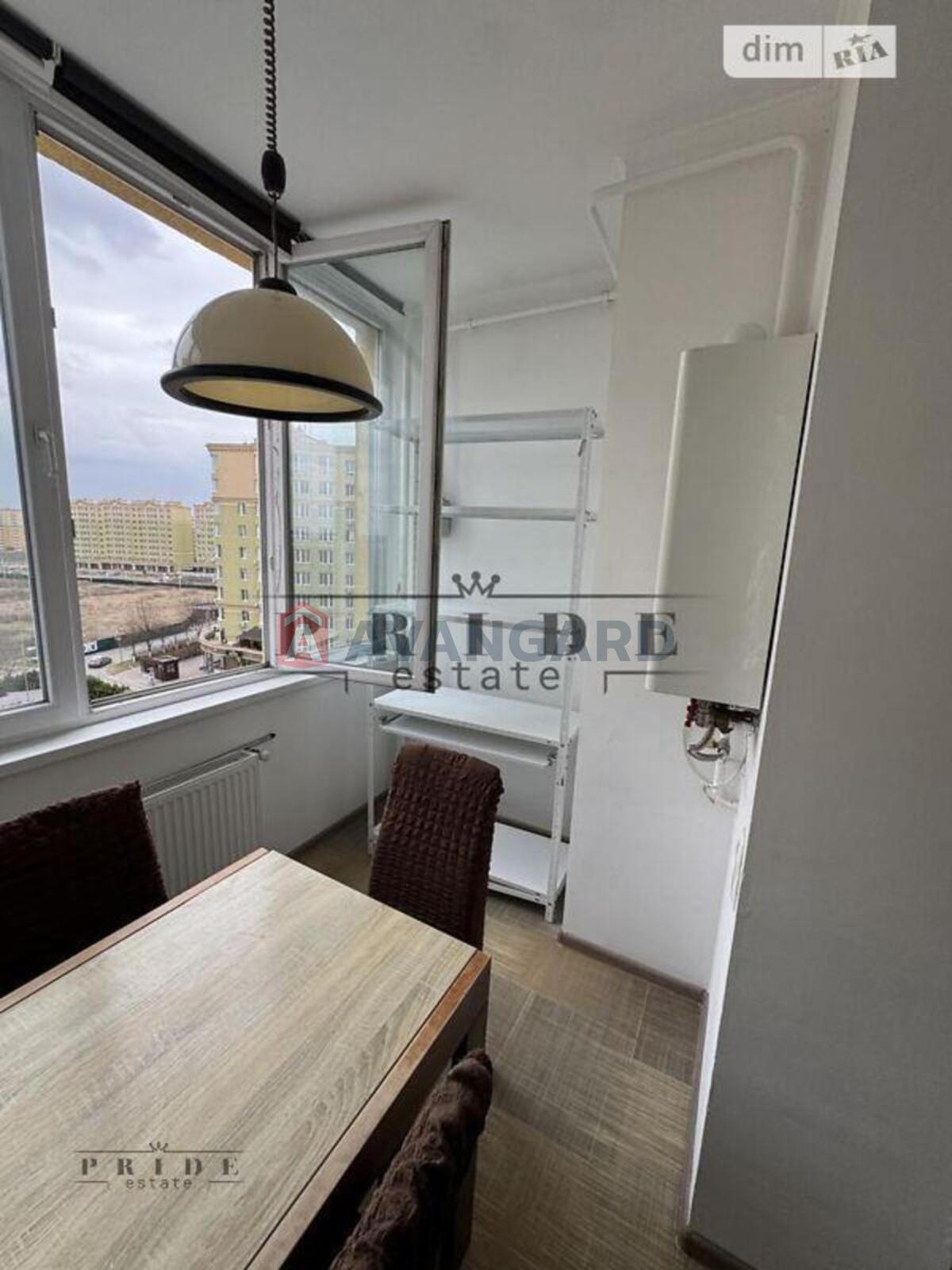 1 ��. ��������, 45/19/16 ��. �., 7/10 ������ ���� 10