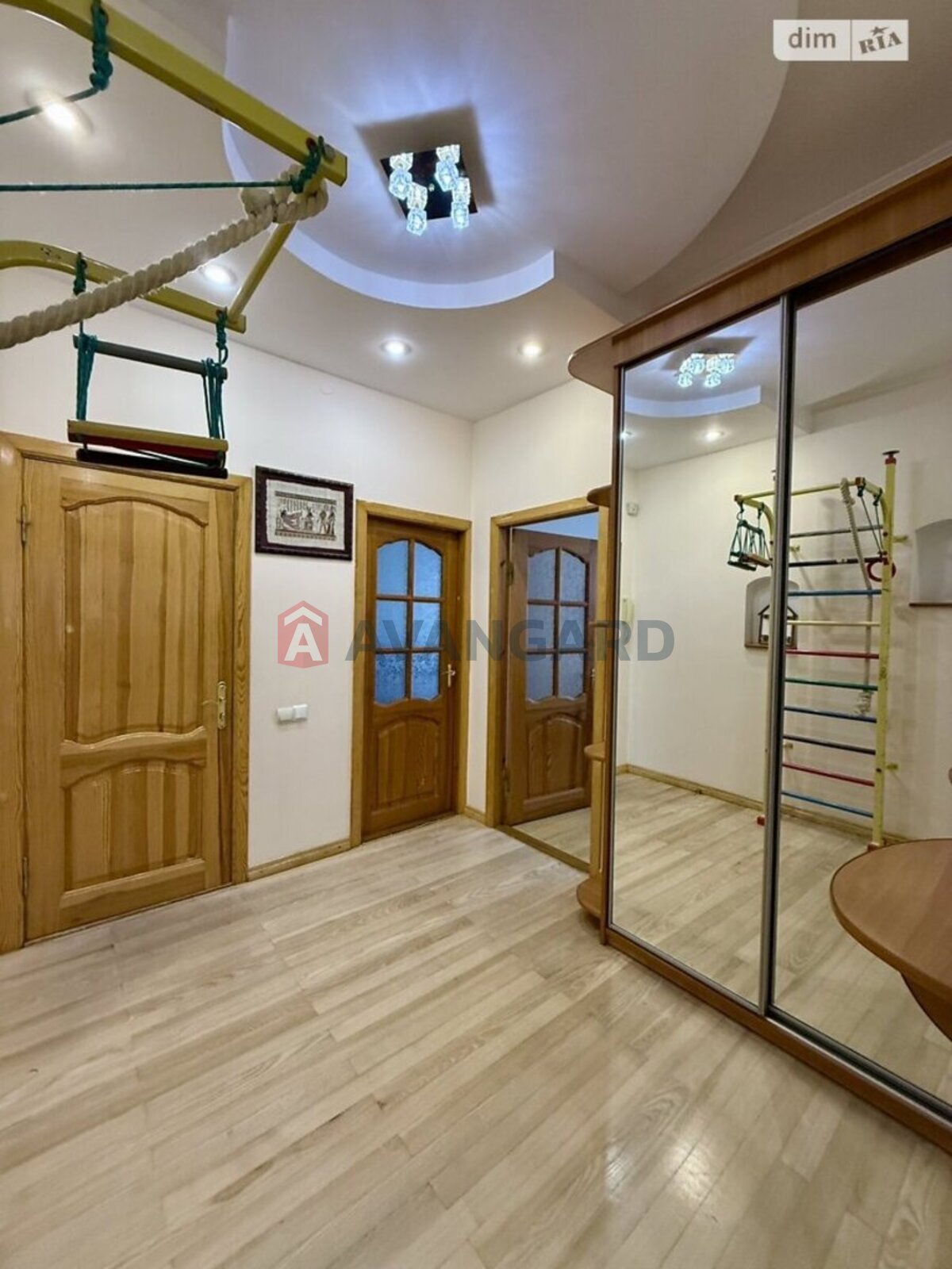 3 комн. квартира, 77/43/10 кв. м., 3/5 этаж фото 8 3 комн. квартира, 77/43/10 кв. м., 3/5 этаж фото 8