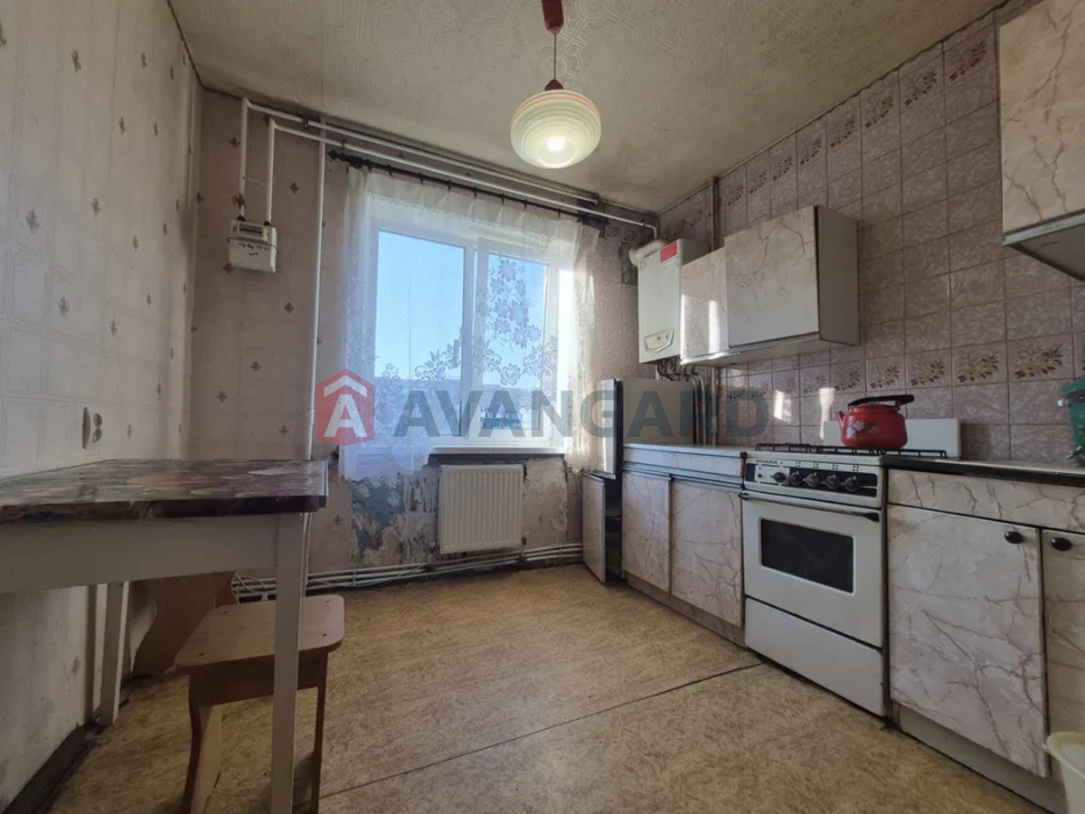 3 ��. ��������, 63/-/7 ��. �., 6/9 ������ ���� 3