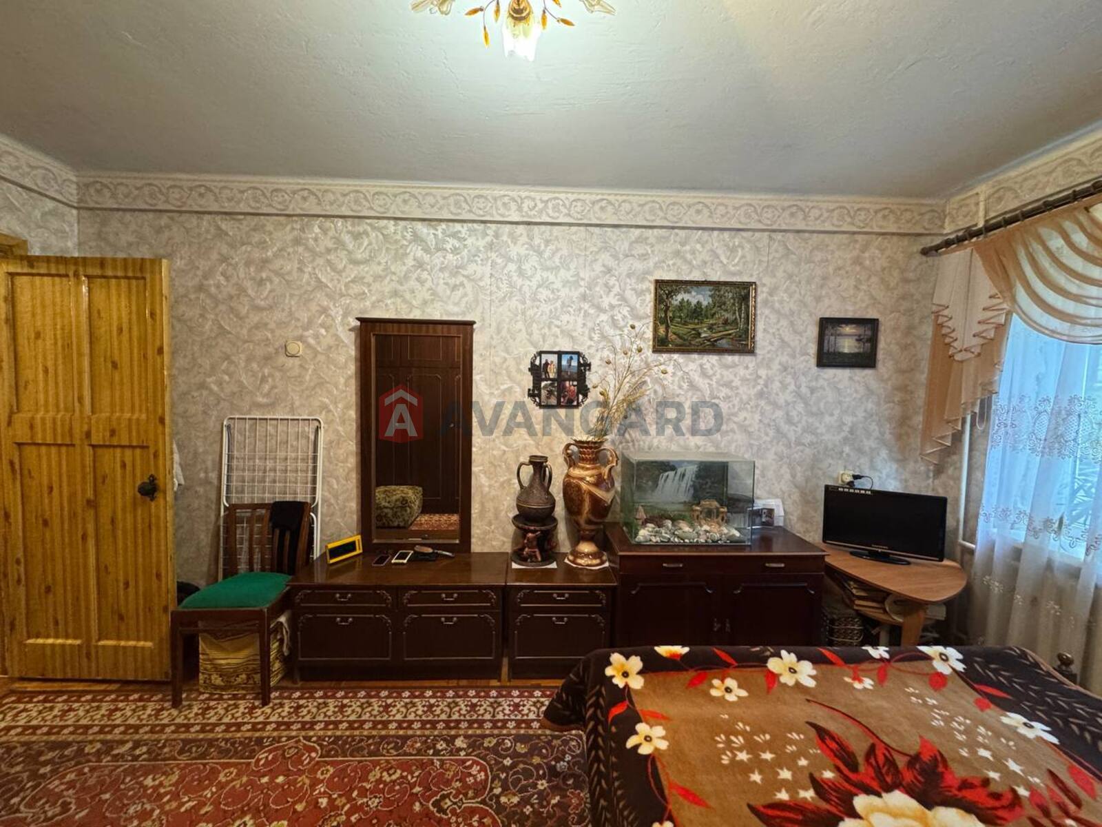 2 ����. ��������, 44.41/30.32/7 ��. �., 1/5 ���� ���� 17