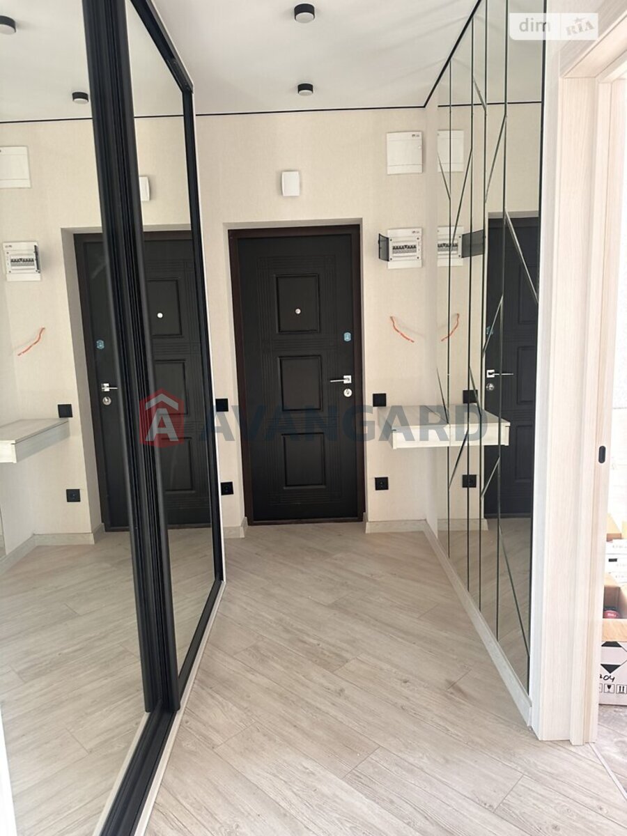 3 ��. ��������, 64/28/29 ��. �., 2/3 ������ ���� 2