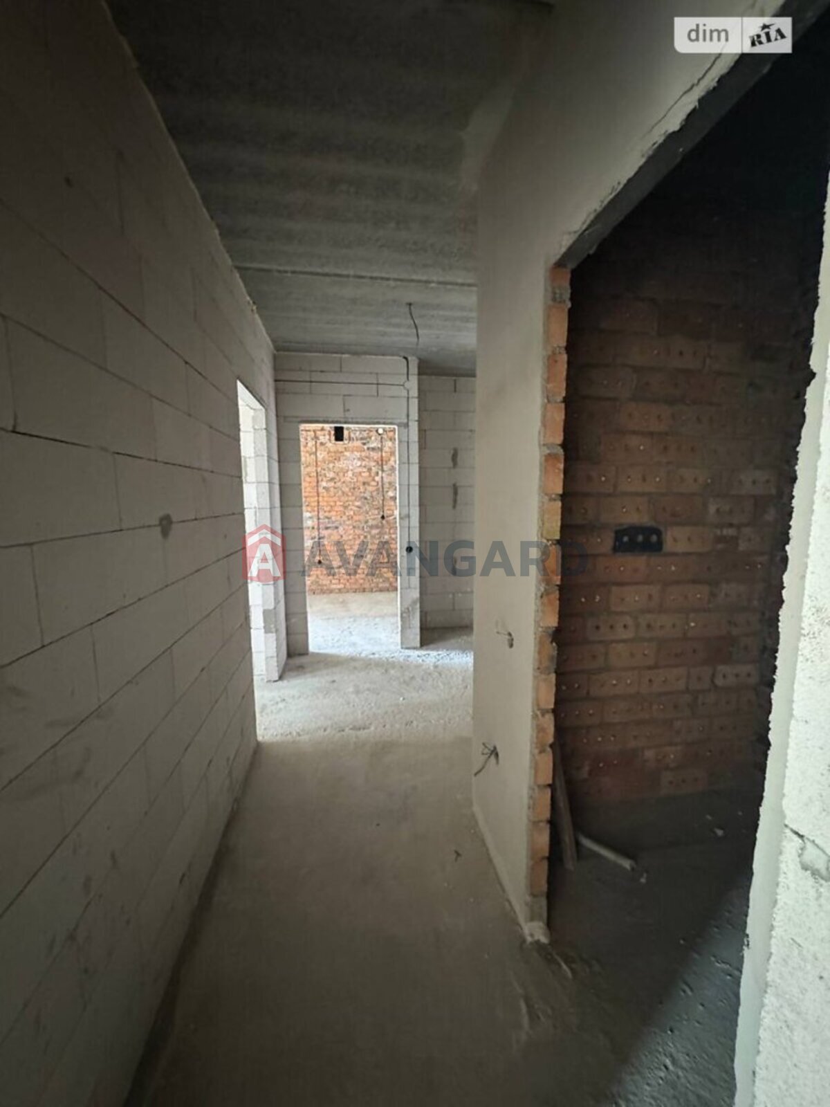 2 ��. ��������, 68/34/20 ��. �., 3/10 ������ ���� 5