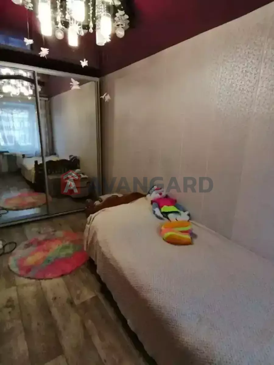 3 ��. ��������, 54/31/7 ��. �., 1/4 ������ ���� 5