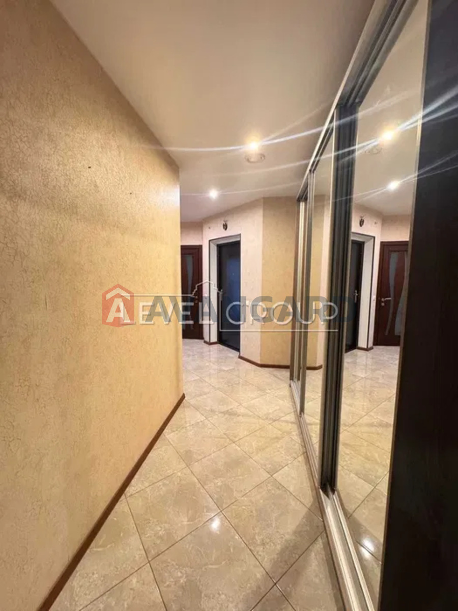 3 ����. ��������, 95/-/13 ��. �., 7/22 ���� ���� 6