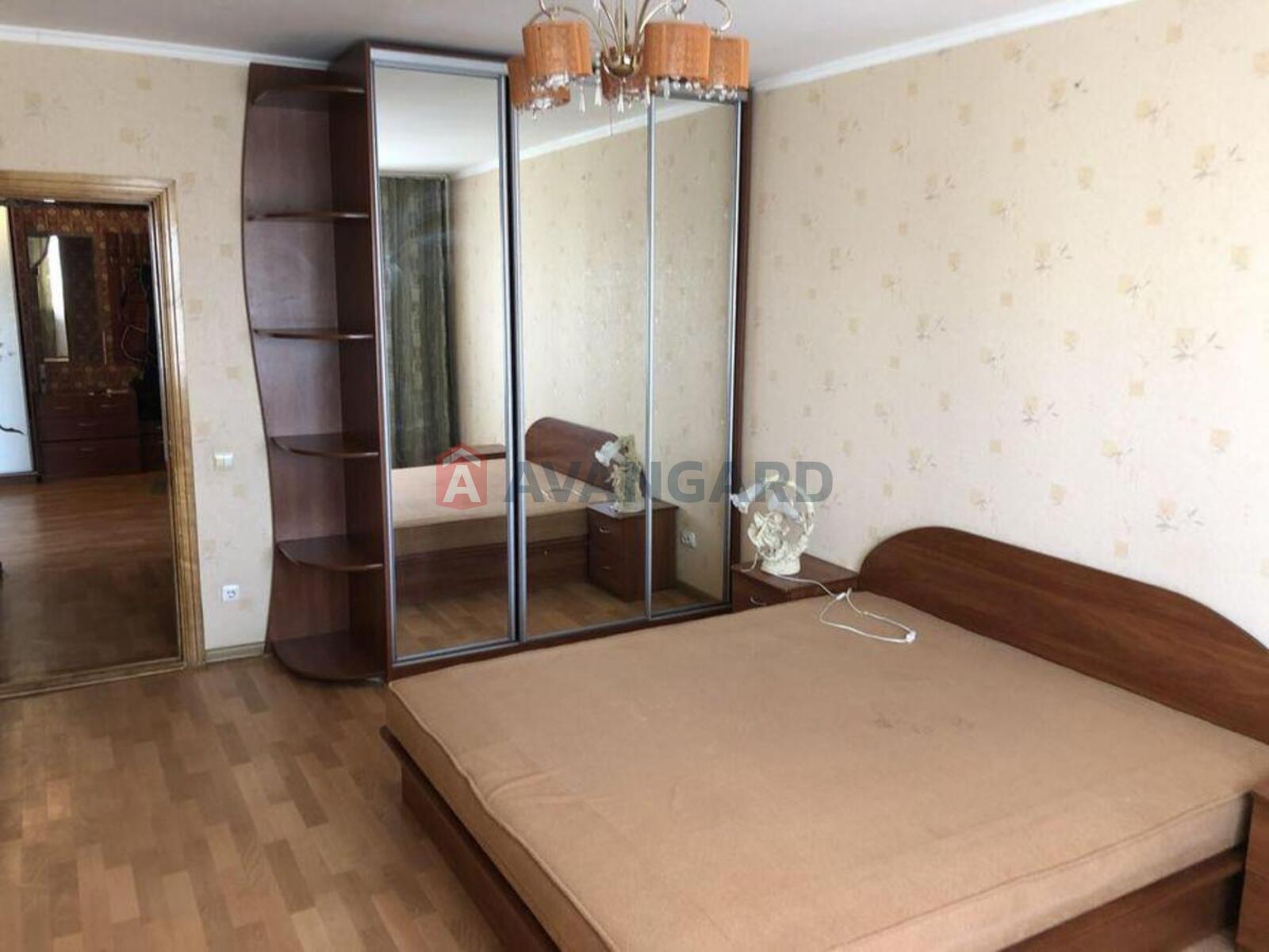 2 ��. ��������, 68/-/11 ��. �., 13/22 ������ ���� 4