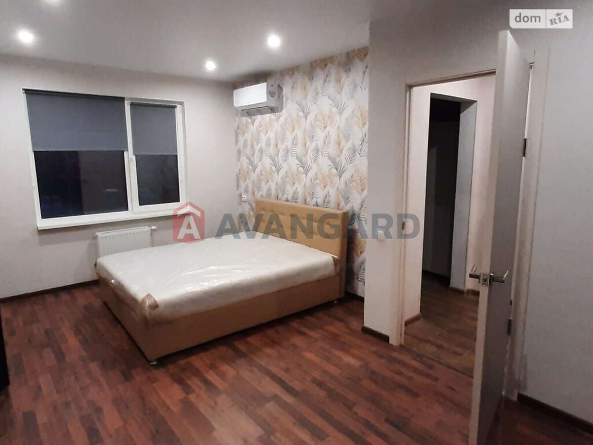 1 ��. ��������, 37/26/8 ��. �., 2/14 ������ ���� 5