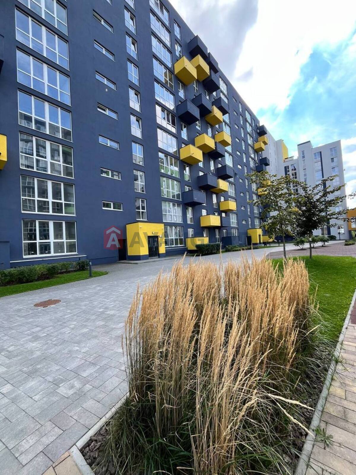 1 ��. ��������, 32/11/10 ��. �., 3/12 ������ ���� 4