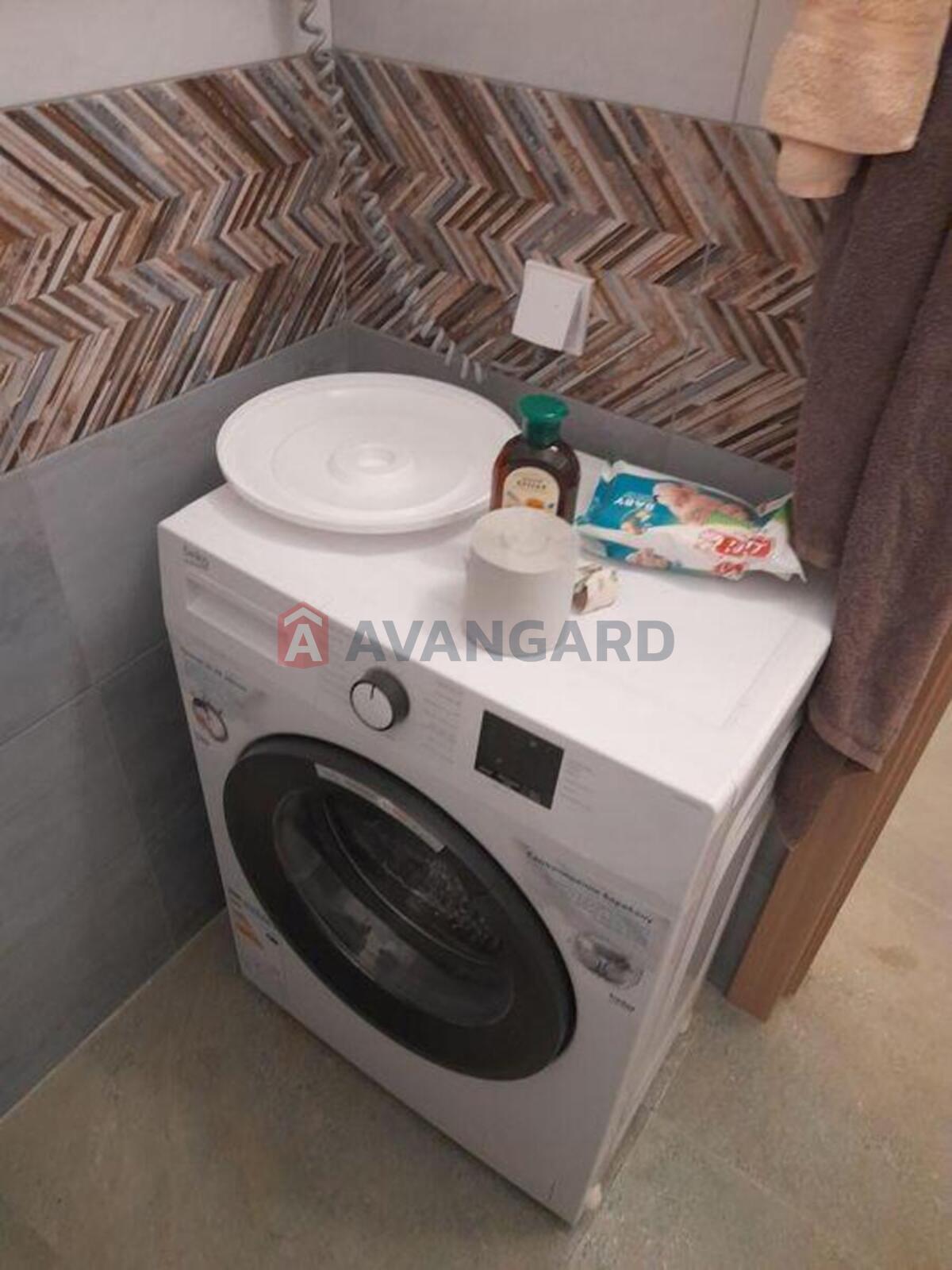 1 ��. ��������, 22/-/7 ��. �., 2/4 ������ ���� 11