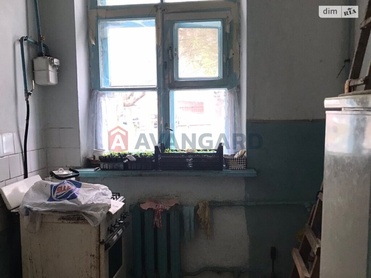 1 ��. ��������, 30/18/6 ��. �., 1/1 ������ ���� 9