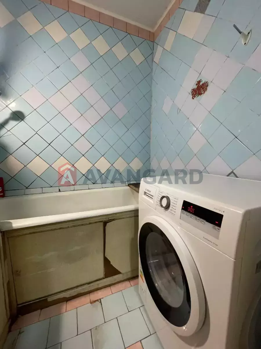 3 ��. ��������, 69/39/6 ��. �., 8/16 ������ ���� 14