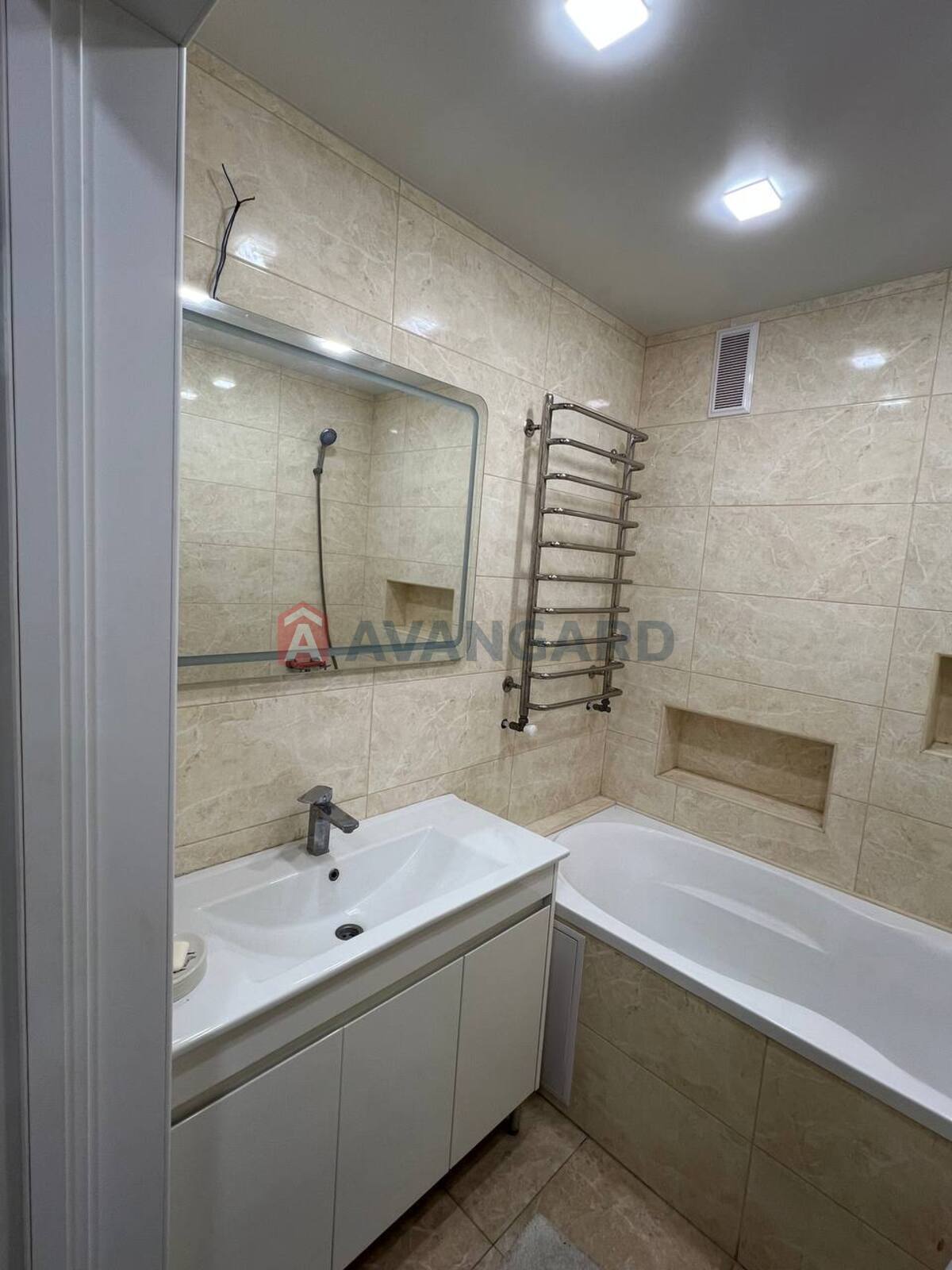 3 ����. ��������, 100/50/15 ��. �., 1/11 ���� ���� 12