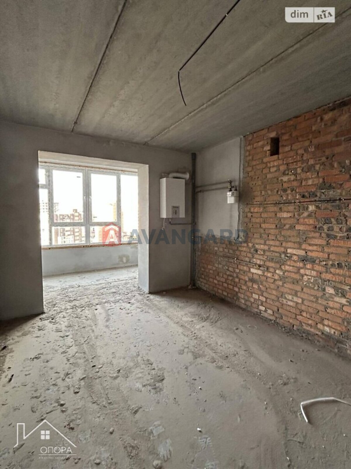 3 ��. ��������, 82/41/20 ��. �., 6/9 ������ ���� 15