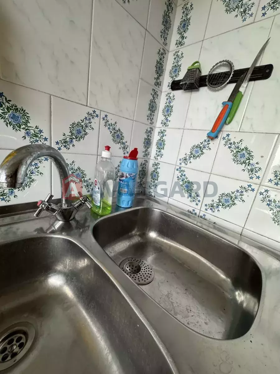 1 ����. ��������, 30/-/8 ��. �., 8/9 ���� ���� 2