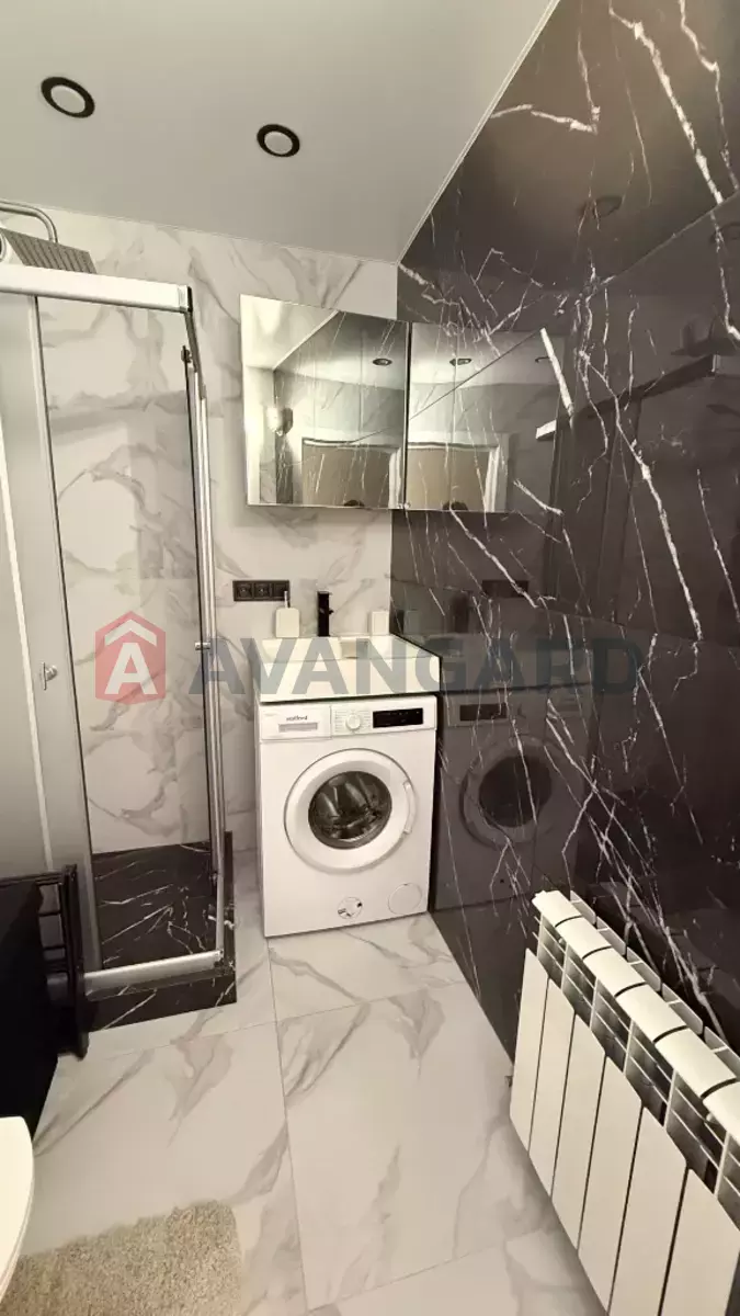 1 ��. ��������, 27/23/- ��. �., 5/9 ������ ���� 12