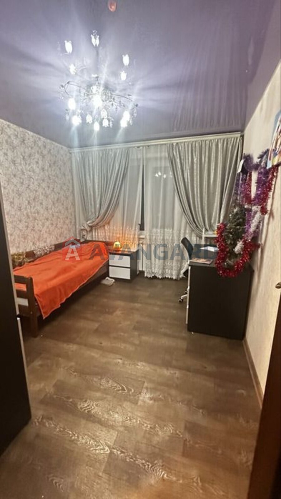 3 ��. ��������, 68/-/9 ��. �., 8/9 ������ ���� 10