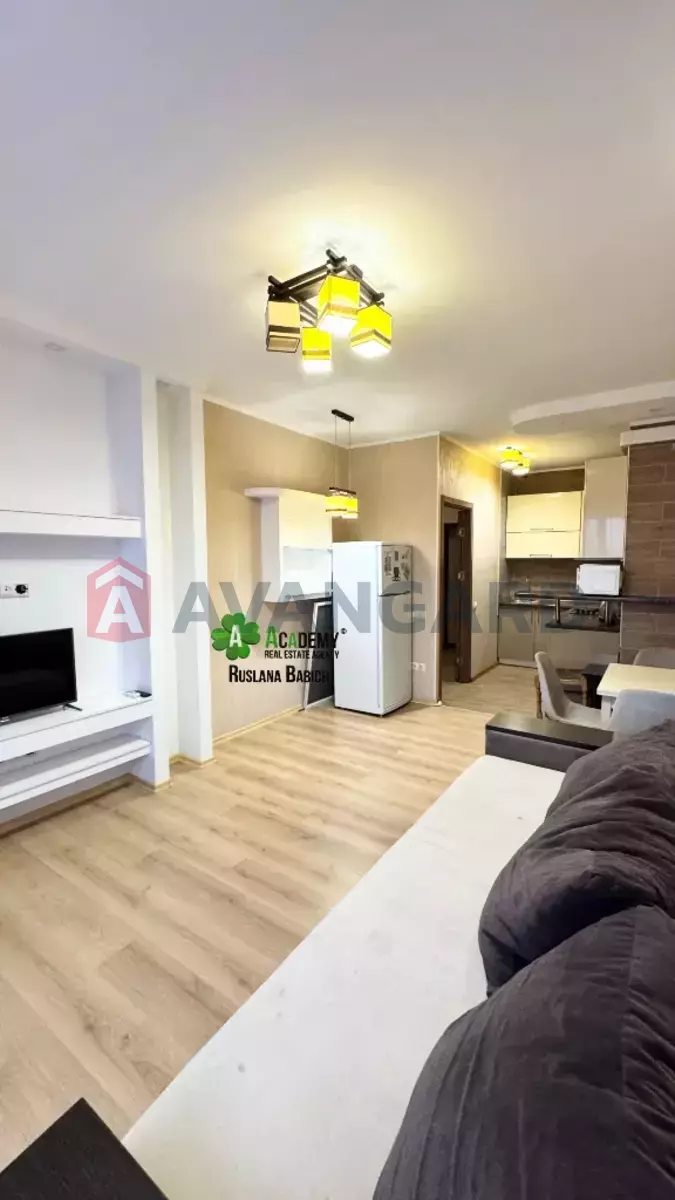 3 ��. ��������, 70/29/20 ��. �., 15/21 ������ ���� 14