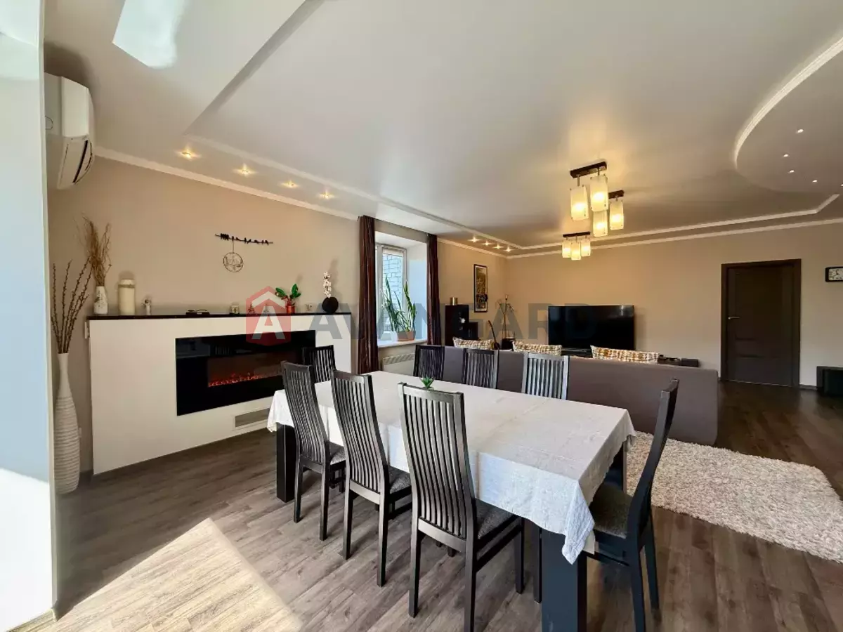 4 ��. ��������, 168/105/13 ��. �., 7/10 ������ ���� 5