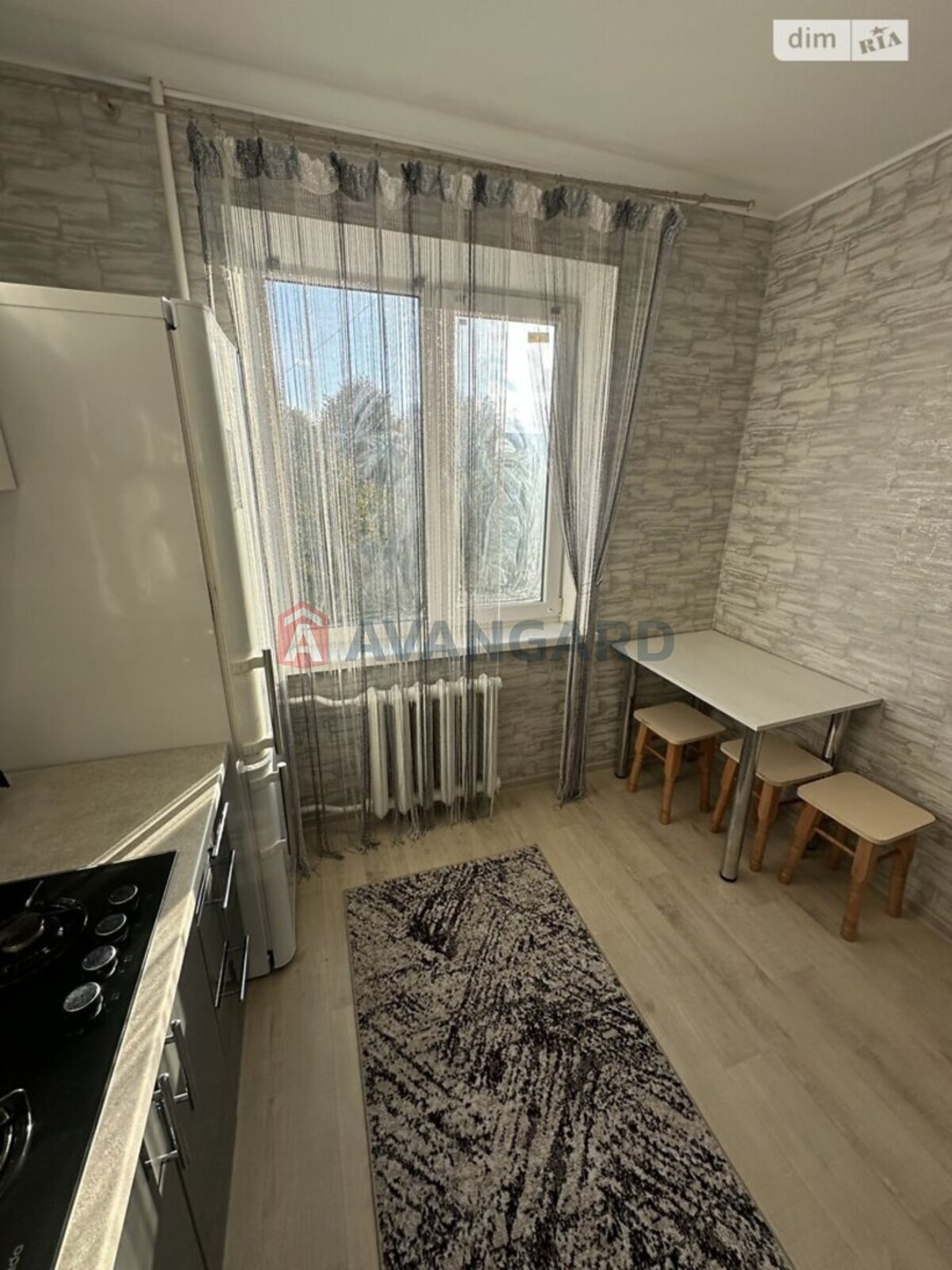 2 . , 49/-/- . ., 4/9   23