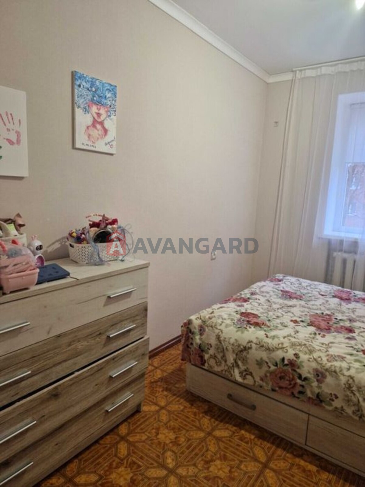 2 ��. ��������, 44/-/6 ��. �., 3/5 ������ ���� 2