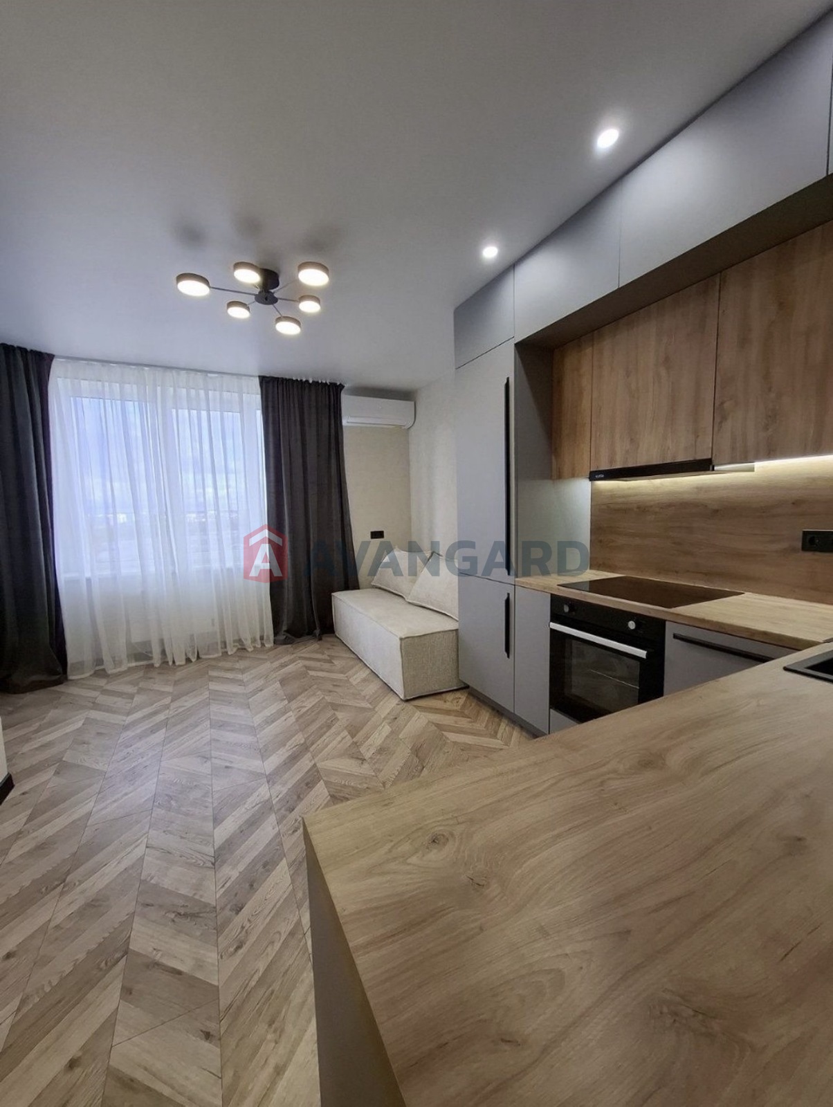 1 ����. ��������, 35/13/16 ��. �., 4/4 ���� ���� 3