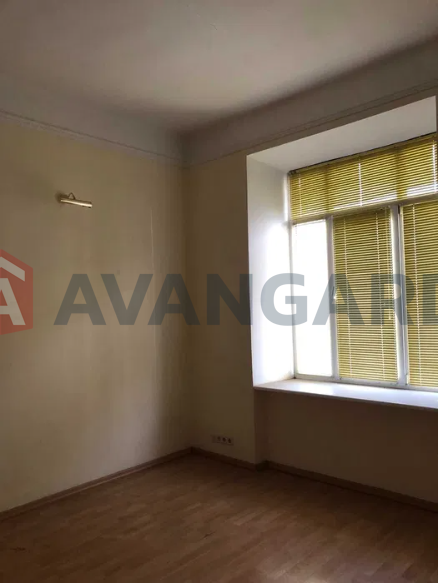 2 ��. ��������, 41/-/13 ��. �., 1/3 ������ ���� 4