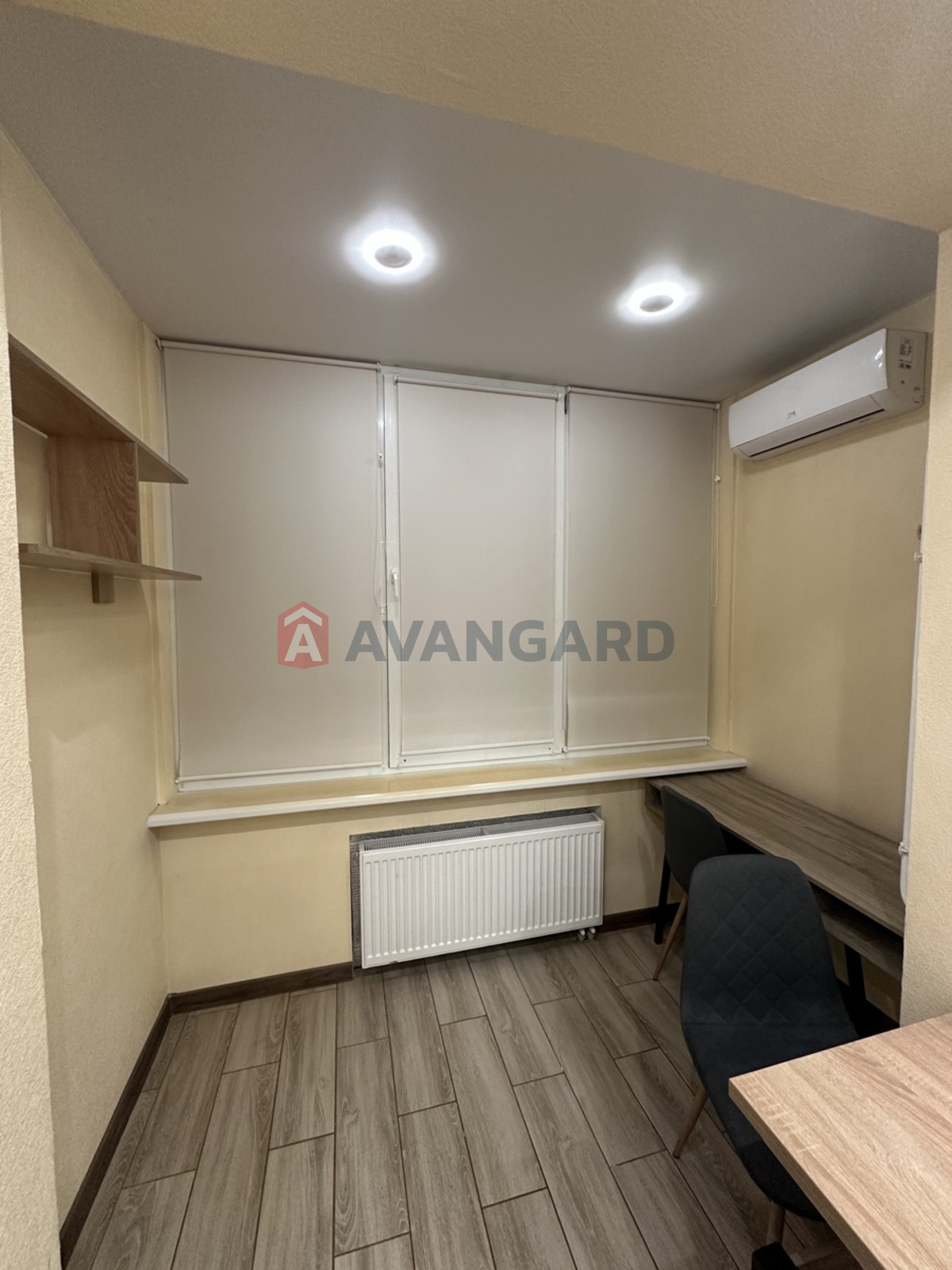 1 ��. ��������, 42/19/15 ��. �., 4/13 ������ ���� 13