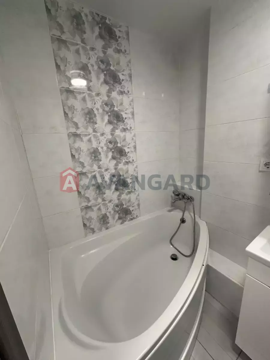 2 ����. ��������, 36/30/7 ��. �., 9/9 ���� ���� 3