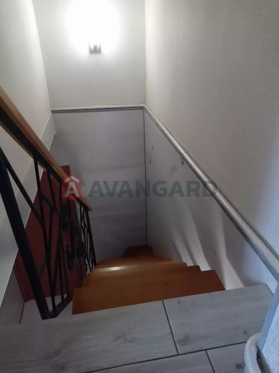 4 ��. ��������, 70/-/7 ��. �., 9/10 ������ ���� 16